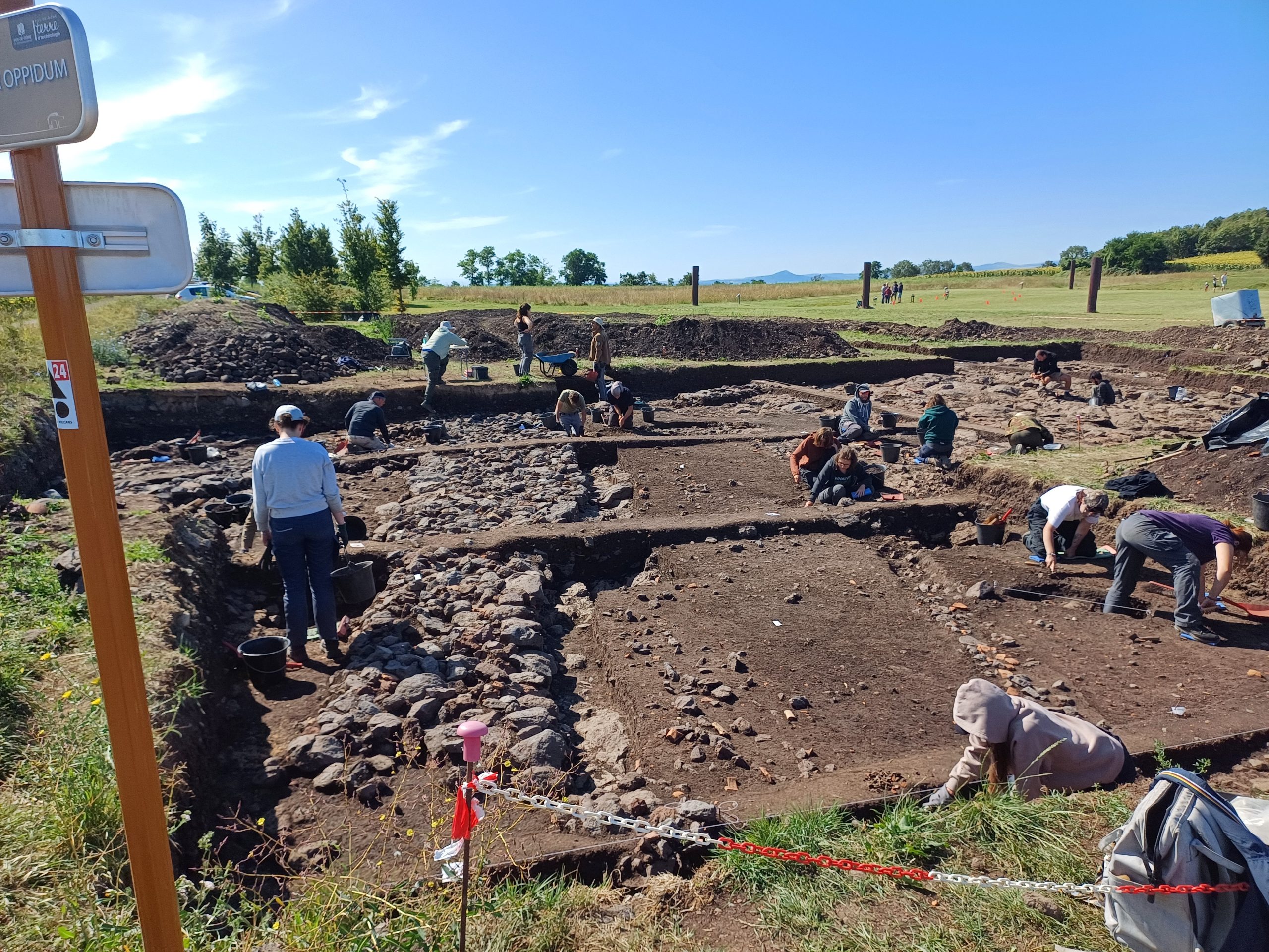 Visiter Corent chantier de fouilles archéologique Auvergne Gaule